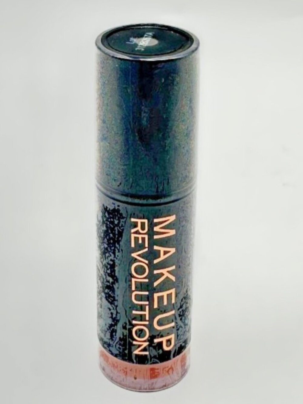 Makeup Revolution Amazing Lipstick, Love Nude